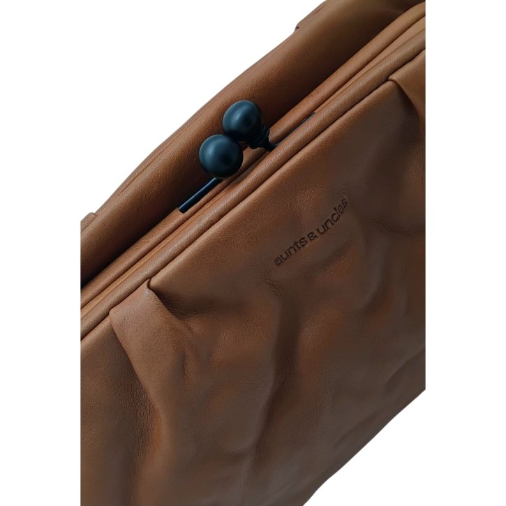 Aunts & Uncles MRS. FROSTING Handtasche caramel